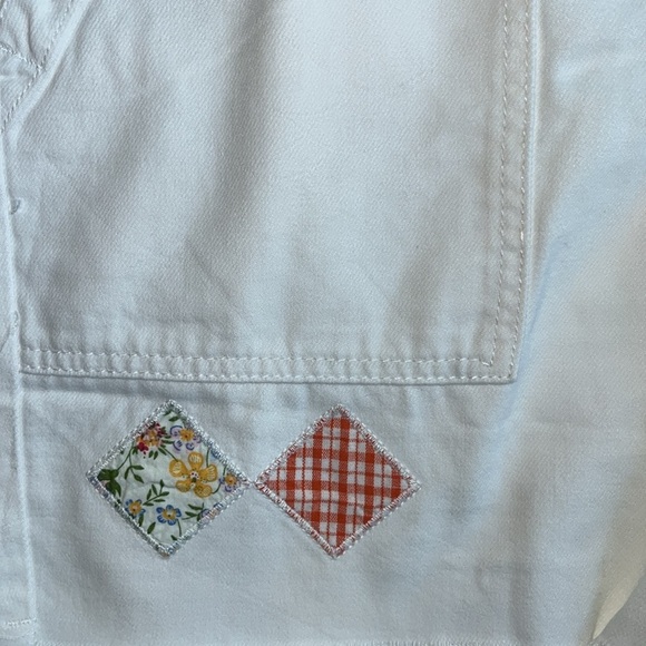 🆕 EASEL Love Stitch White Denim Patchwork Frayed Edge Shorts Cotton Size Small - Picture 6 of 13